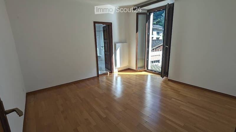 Ampio 2.5 locali affitto Malvaglia Chiesa da Gennaio (5)