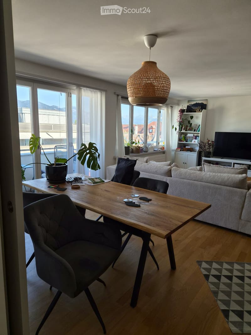 Suche per 1.12 Nachmieter für meine 2.5 Zimmer Wohnung (3)