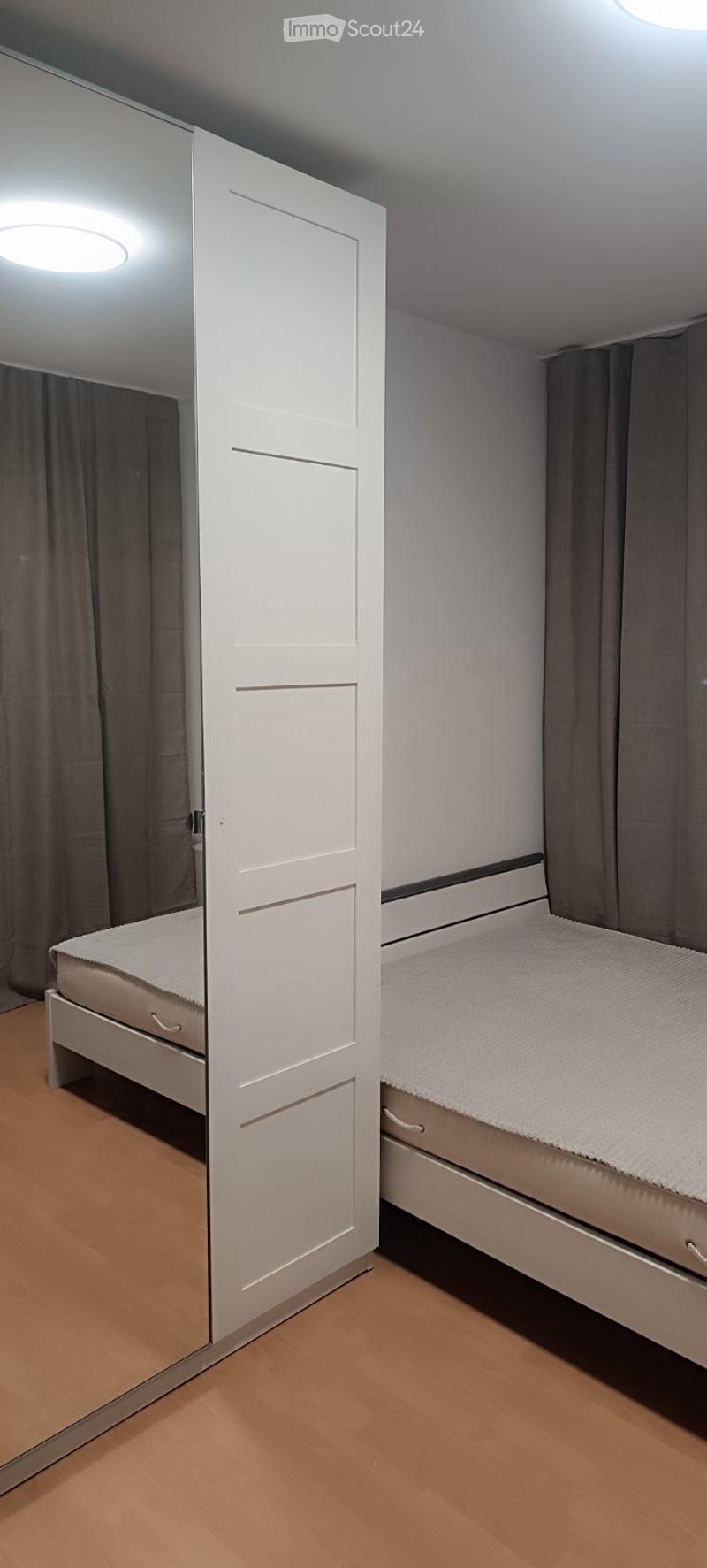 Gemütliches möbliertes Zimmer ab 1. Oktober  zu vermieten (2)
