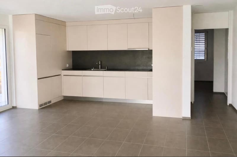 Helle 3.5-Zimmer-Wohnung in Bülach (4)