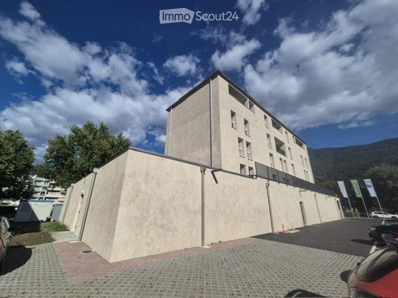 Affittasi appartamento 5.5 locali - Numero 6 (2)