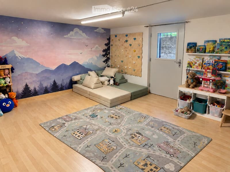 6.5-Zimmer-Doppelhaushälfte mit Garten in Münchenbuchsee (5)