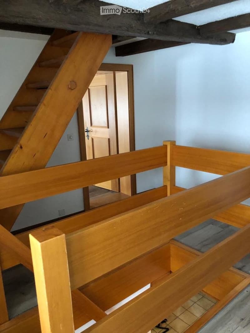 Idyllisches 6.5 Zimmer Bauernwohnhaus Hirzel (2)