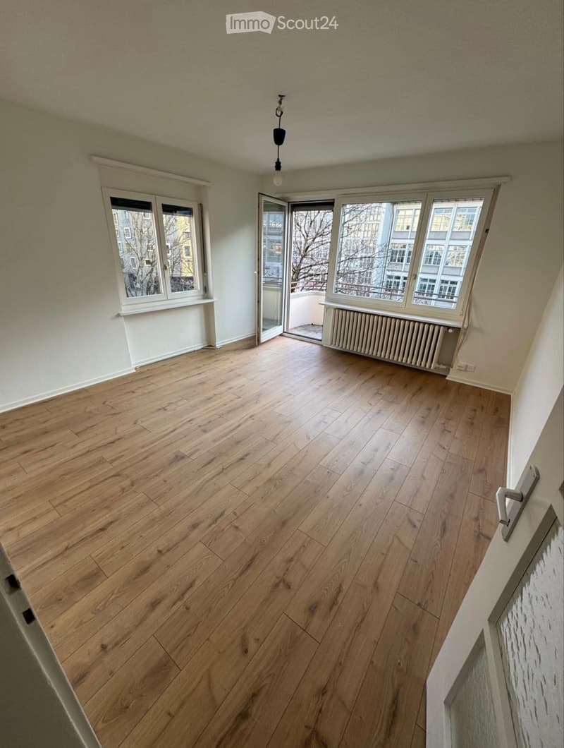 Befristetes WG-Zimmer mit Balkon, 1. Oktober bis 31. Januar (1)