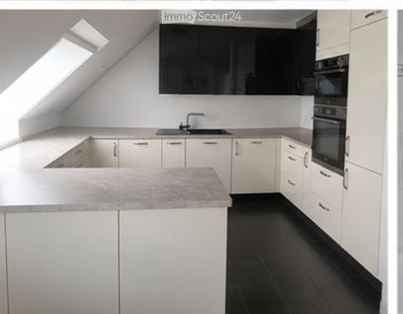 Zu vermieten 160m2 grosse 4.5 Zimmer Whg (5)