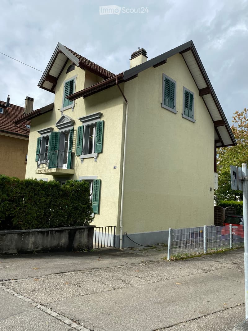 3 1/2 Zimmer Wohnung zu vermieten (1)