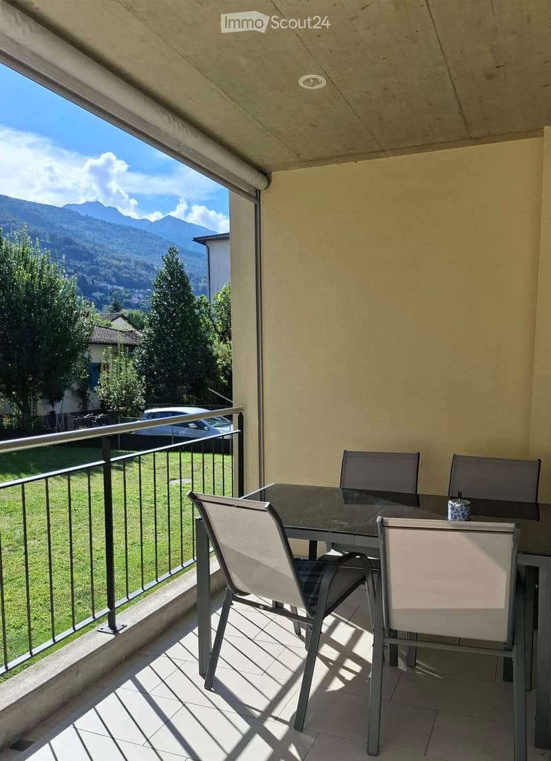 Appartamento 3.5 con posteggio e giardino privato (4)