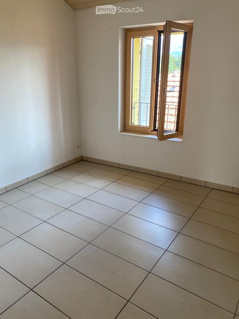 Affittasi bellissimo appartamento (2)