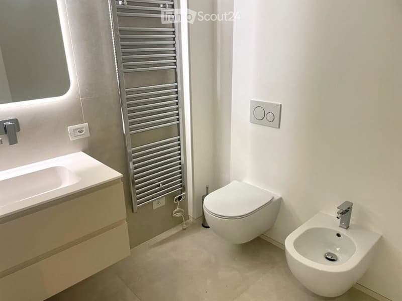 Appartamento 2,5, piscina, posteggio, area verde (10)