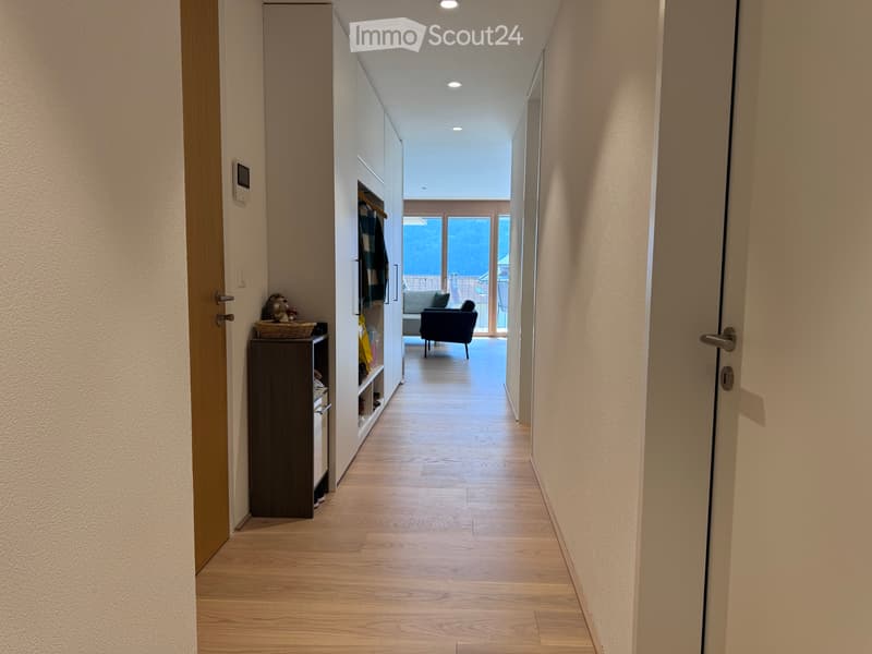WG-Zimmer mit eigenem Badezimmer in Tomils (5)