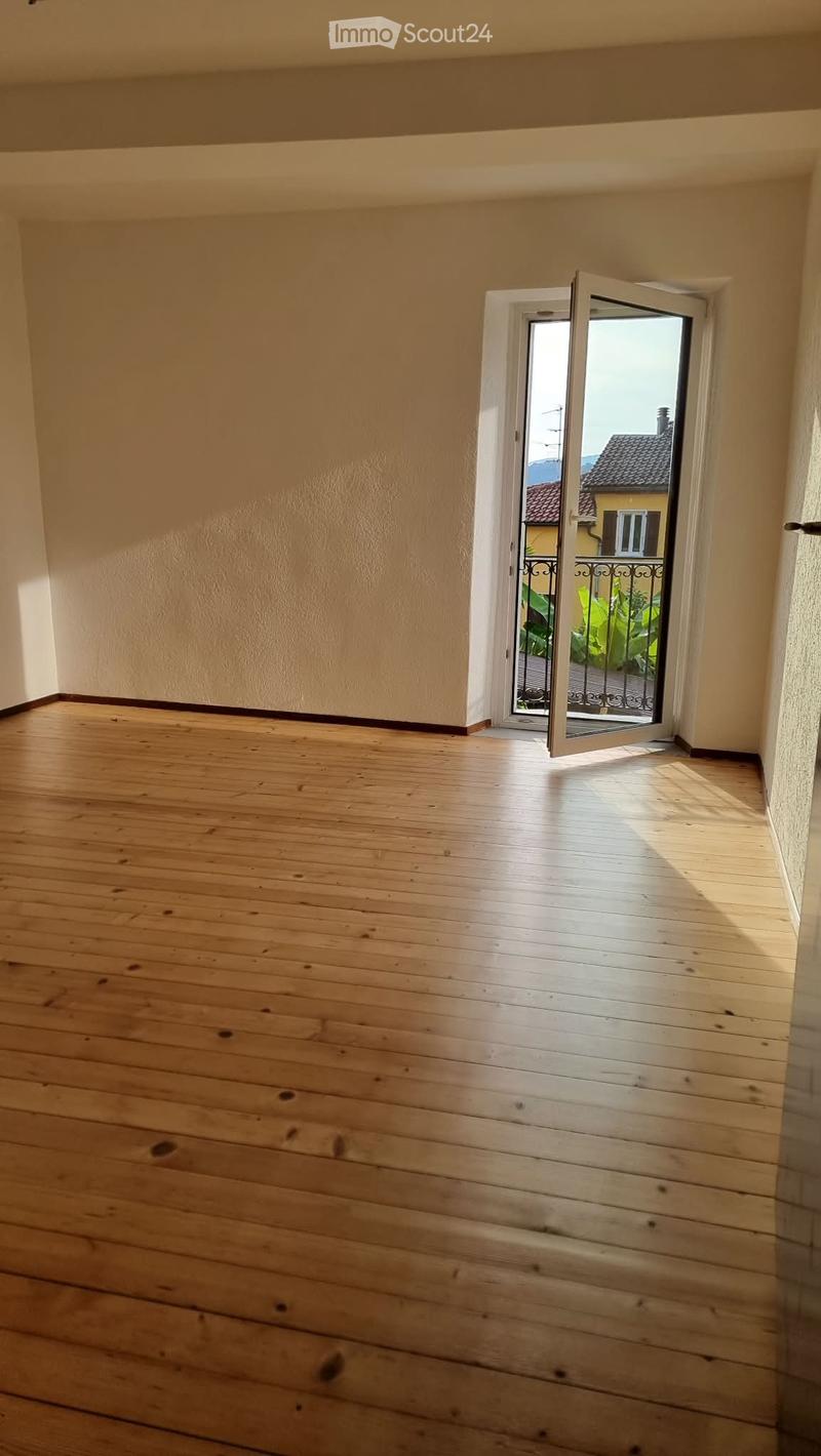 Affittasi accogliente appartamento a Cadro (3)