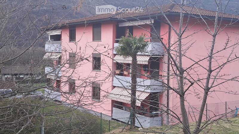 Affitasi appartamento 4.5 locali (1)