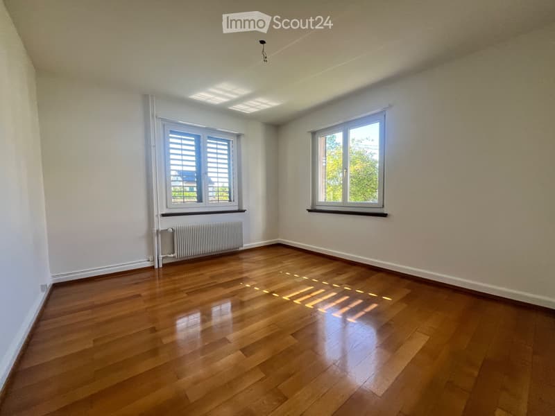 Schönes Wg-Zimmer Altbauwohnung (2)