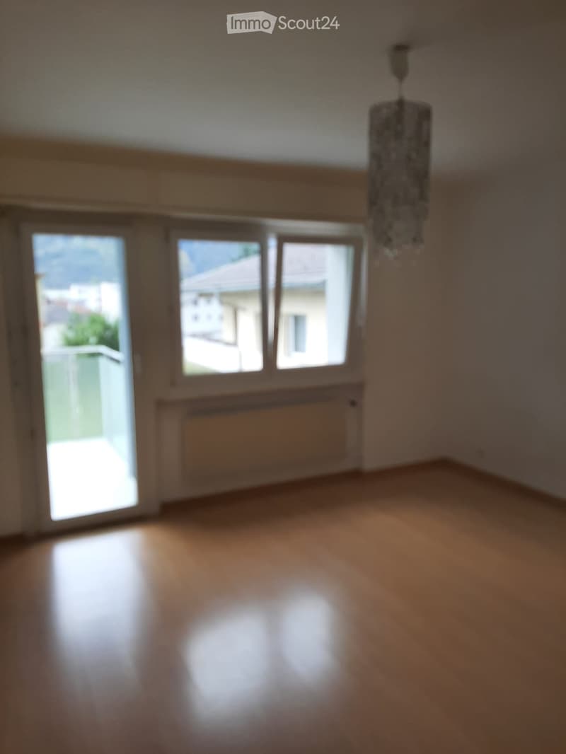 4,5 Zimmer Wohnung zu vermieten (2)