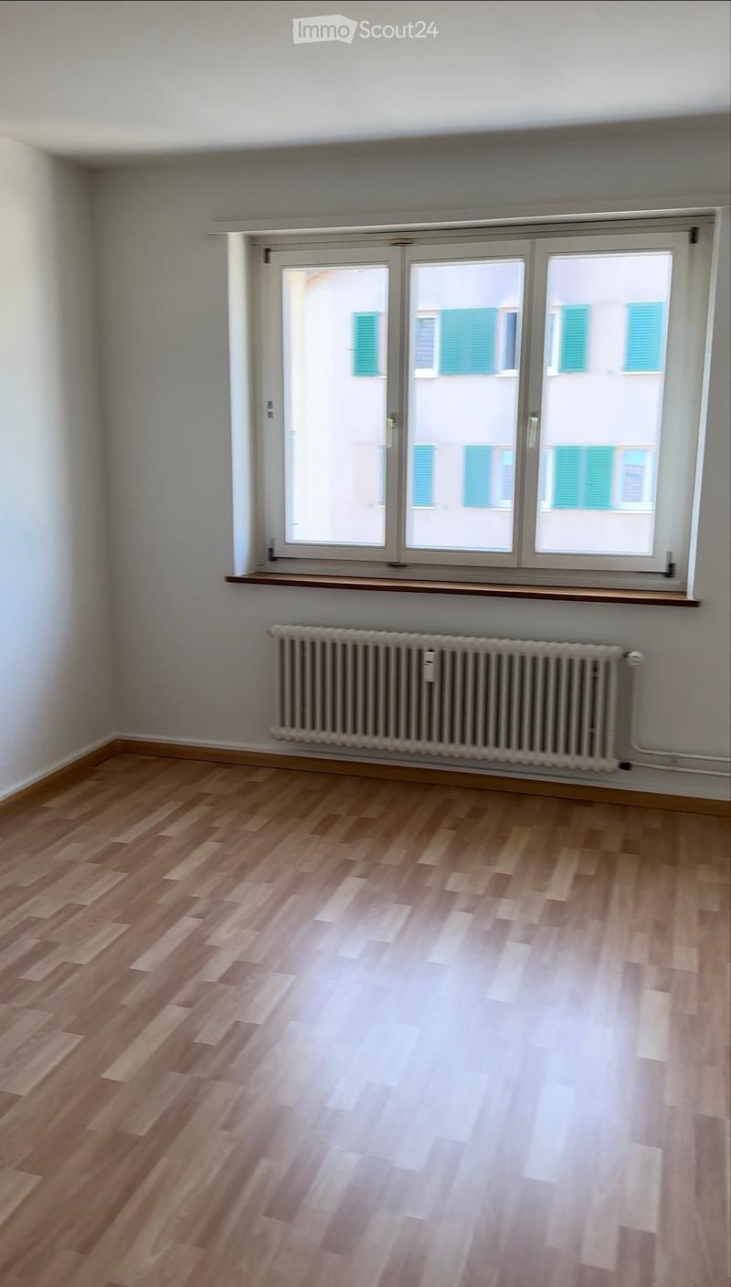 Schöne 3 Zimmerwohnung sehr zentral und ruhig (2)
