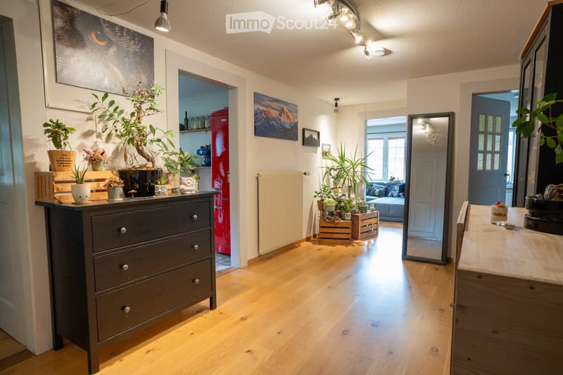 Viel Stauraum & Top-Anbindung | 4,5 Zimmer in Münchenbuchsee (1)