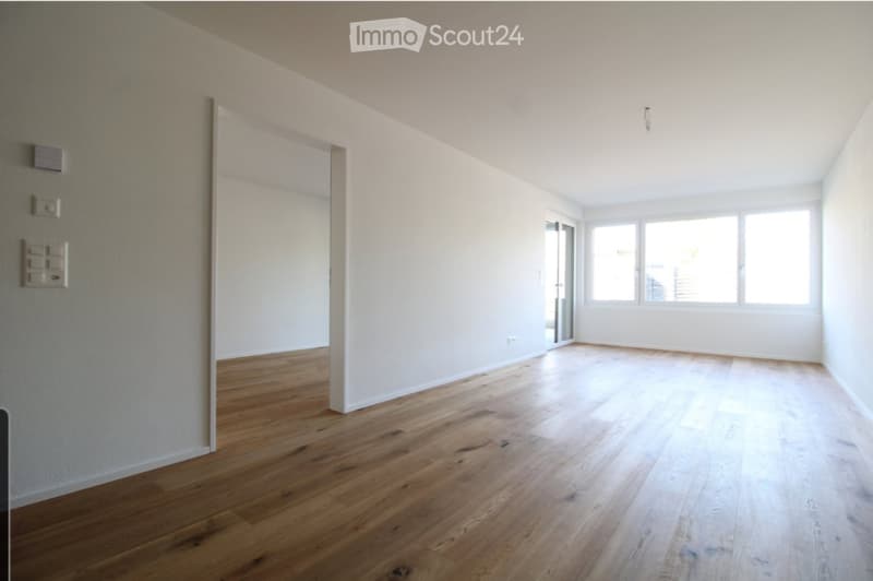 Helle und moderne 2.5-Zimmer-Neubauwohnung (2)