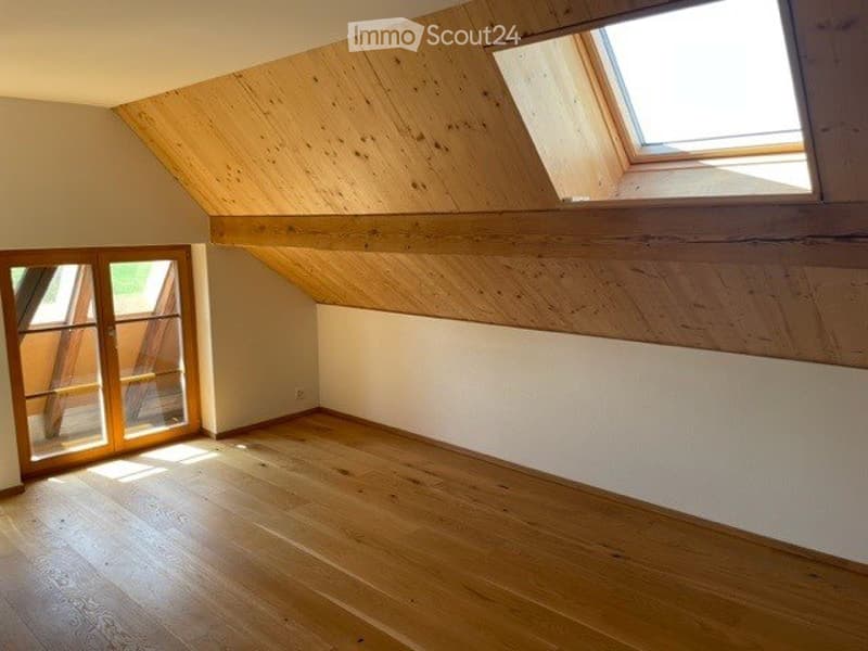 schöne 3.5-Zimmer-Wohnung mit Balkon ab 1.12.26 zu vermieten (4)