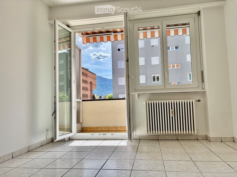 Appt.3½Bellinz. nuovo svincoloA2 , Garage, condom. incl. (5)