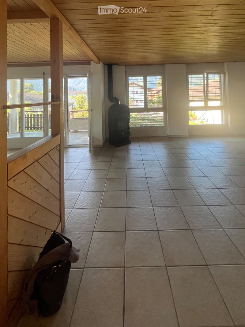 4½-Zimmer-Wohnung mit 118 m², sonnigem Balkon (2)