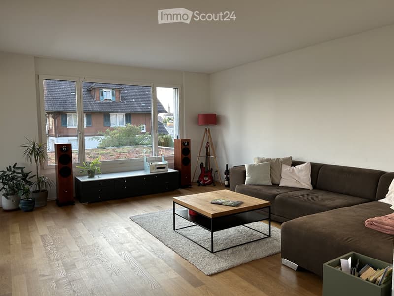 Grosszügiges Zimmer in 5.5-Zimmer-Wohnung in Ruswil (5)