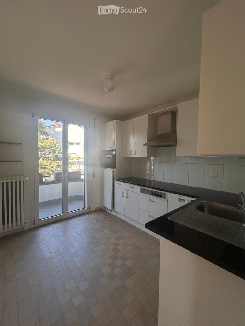 Lichtdurchflutete 3-Zimmerwohnung im Liebefeld (3)