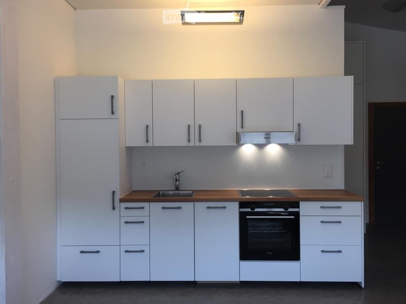 Charmante 2-Zimmer-Wohnung mit hohen Räumen in Gelterkinden (1)