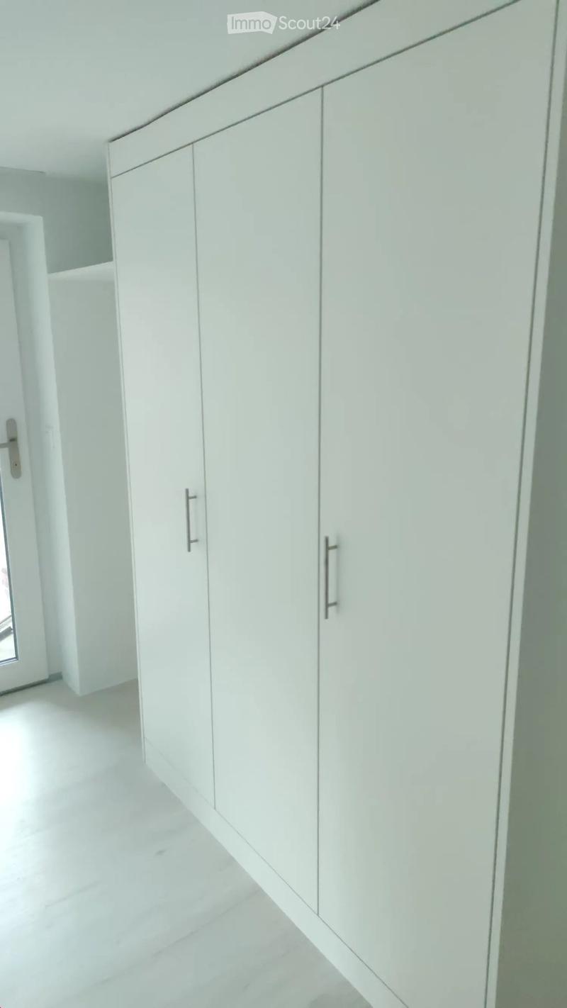 Zu Vermieten: Moderne 2 Zimmer-Wohnung (4)
