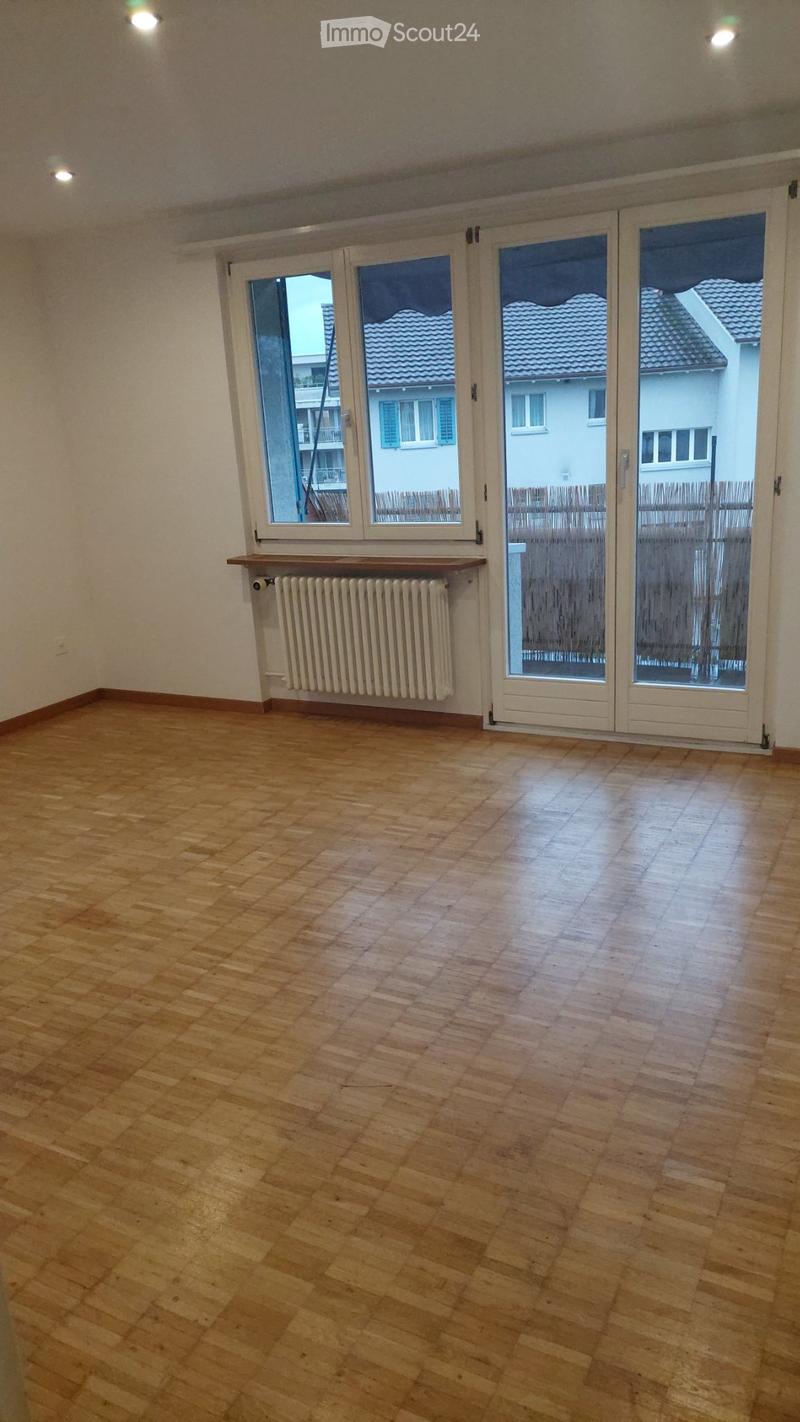 Nachmieter zur 3.5 Zimmer Wohnung gesucht (1)