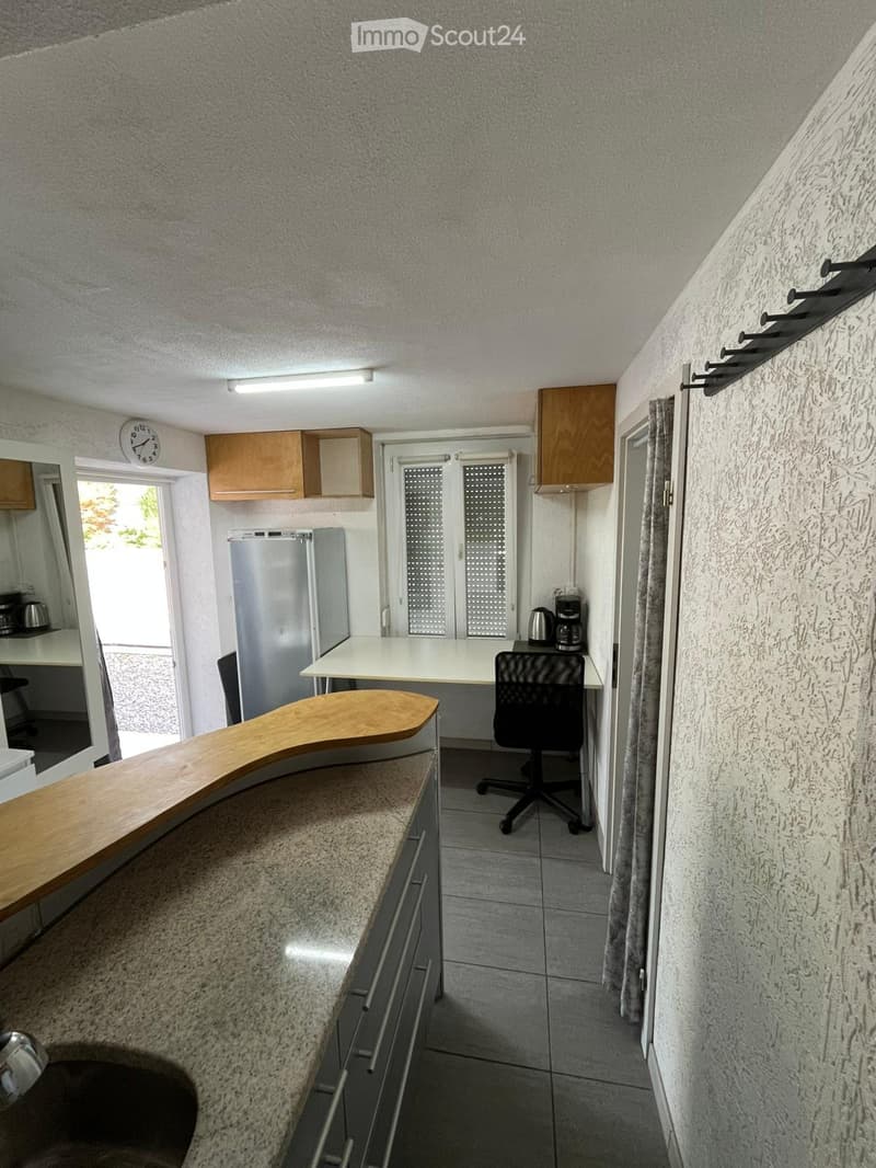 KLEINES STUDIO IN 4553 SUBINGEN  ZU VERMIETEN 750.- (2)