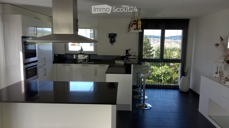Neuwertige 4.5-Zimmerwohnung im 2. OG, 5705 Hallwil (2)