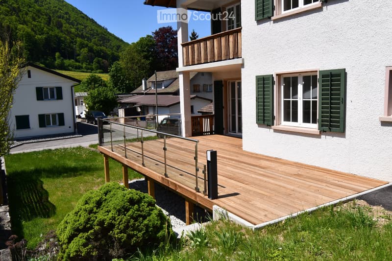 Kernsaniertes Einfamilienhaus, viel Umschwung (1)