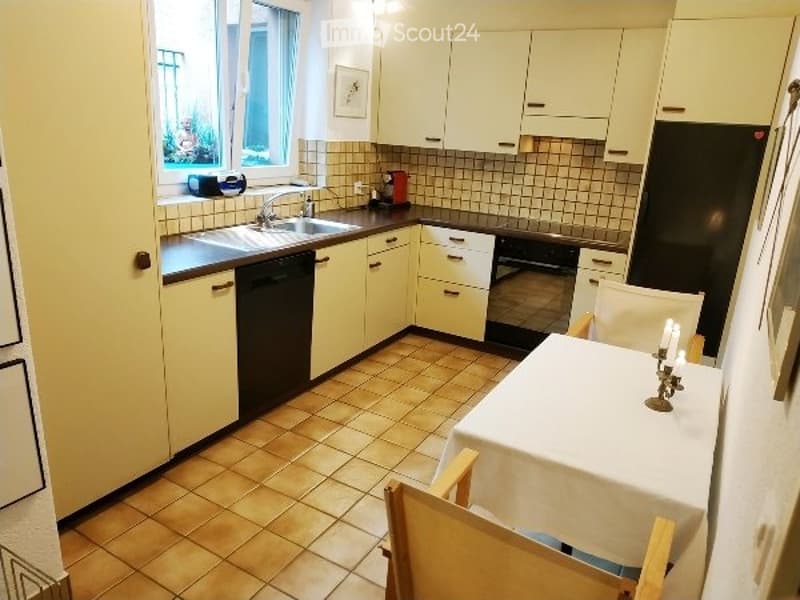 BEFRISTET 2,5 Zimmer(86m2)Whg DIREKT am HB 23.11.26-31.5.27 (4)