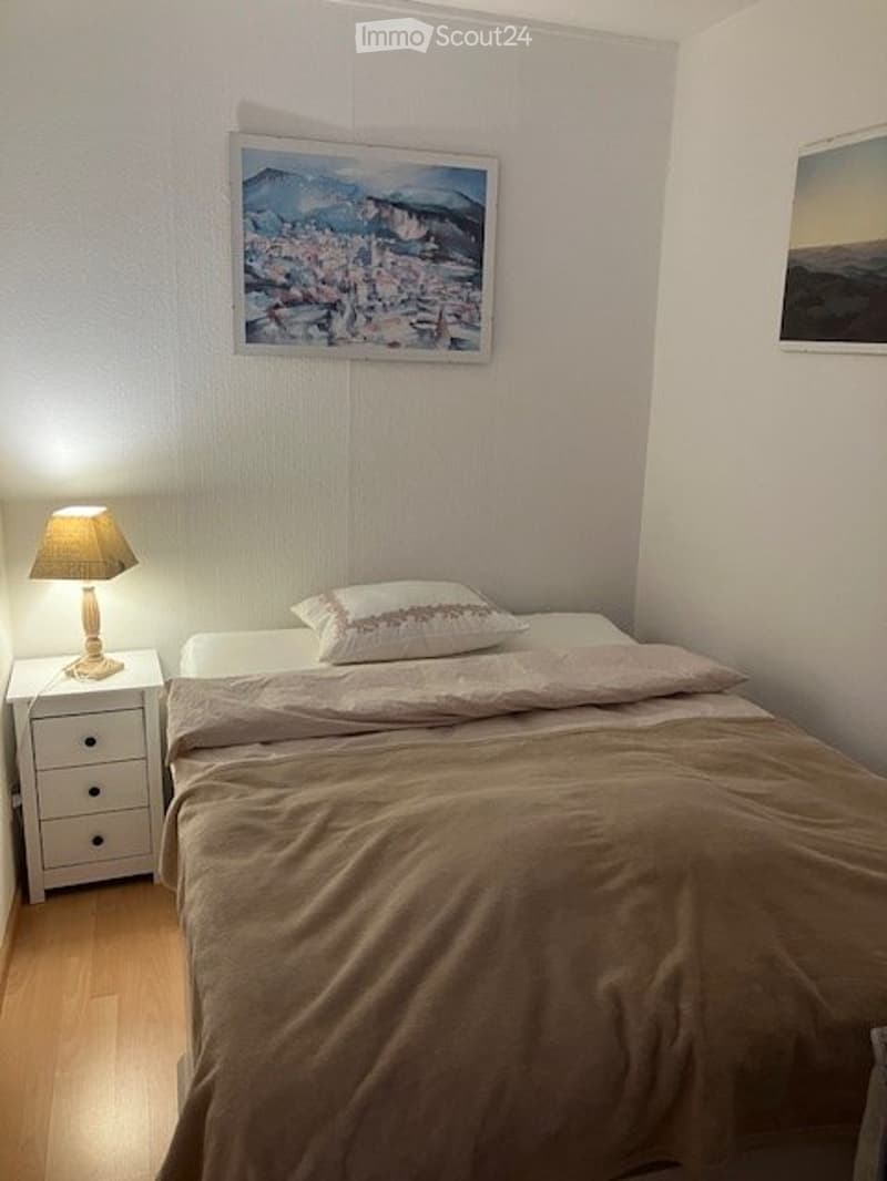 Wohnung zu vermieten (2)