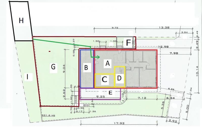 RESIDENZA CON VISTA LAGO, GIARDINO PRIVATO E TRE POSTEGGI (1)