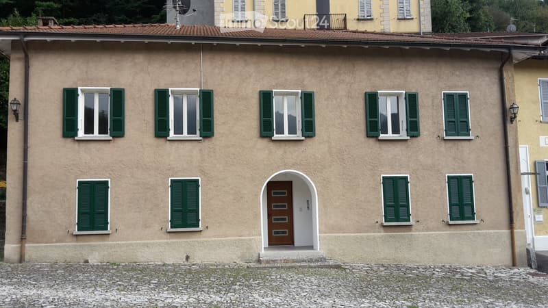Affittasi appartamento 5 locali (1)