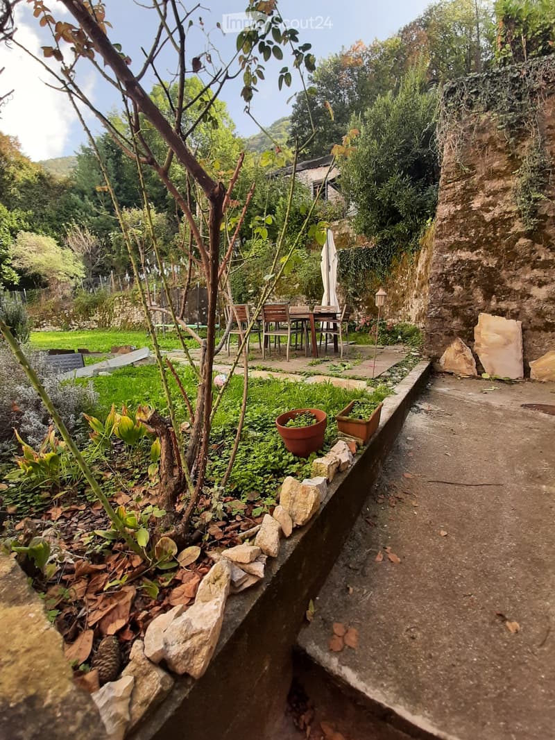 Affittasi appartamento 5 locali (2)