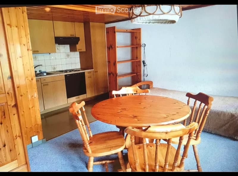 Möbliertes Studio zu vermieten in Meiringen (1)