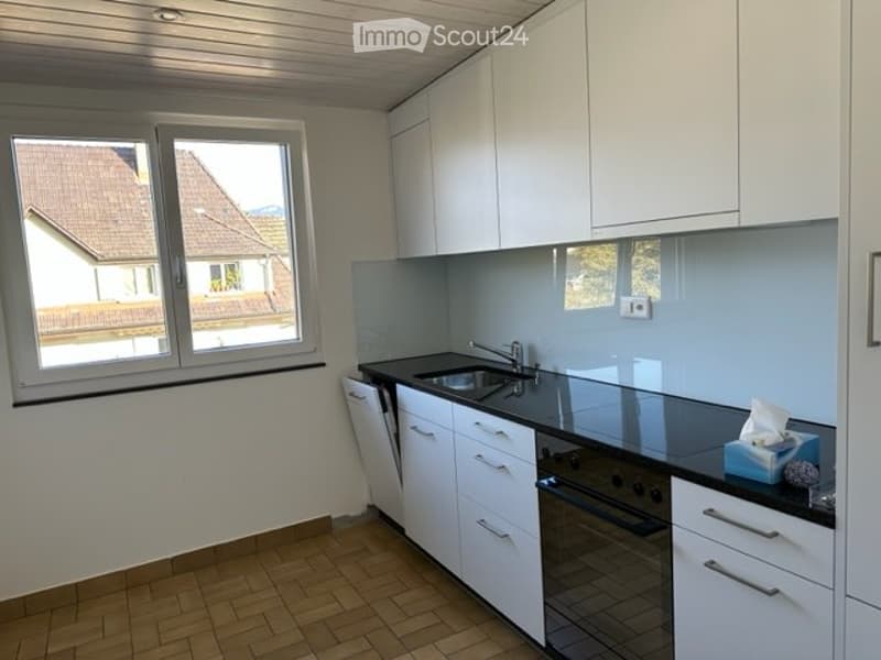 3 Zimmerwohnung, Zuchwil, 3. Stock, Wohn- und Geschäftshaus (3)
