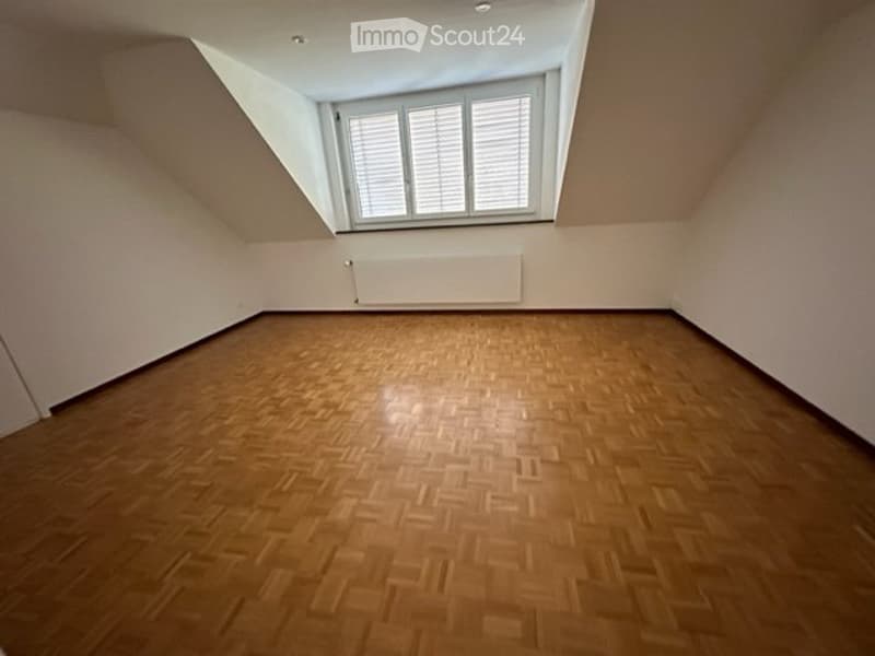 3 Zimmerwohnung, Zuchwil, 3. Stock, Wohn- und Geschäftshaus (4)