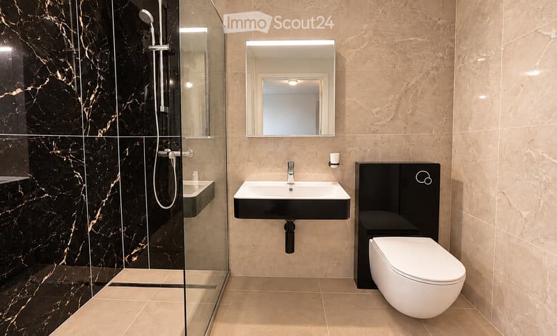Helle, renovierte 3.5-Zimmer-Wohnung (80 m²) in Aarau Rohr (4)