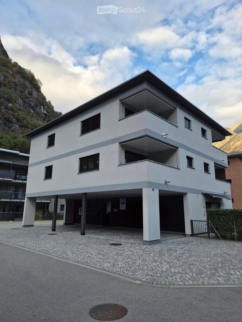 Elegante appartamento 3.5 locali in affitto a Pollegio (1)