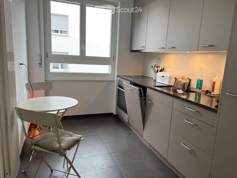 Schöne 3 Zimmerwohnung im Liebefeld (4)