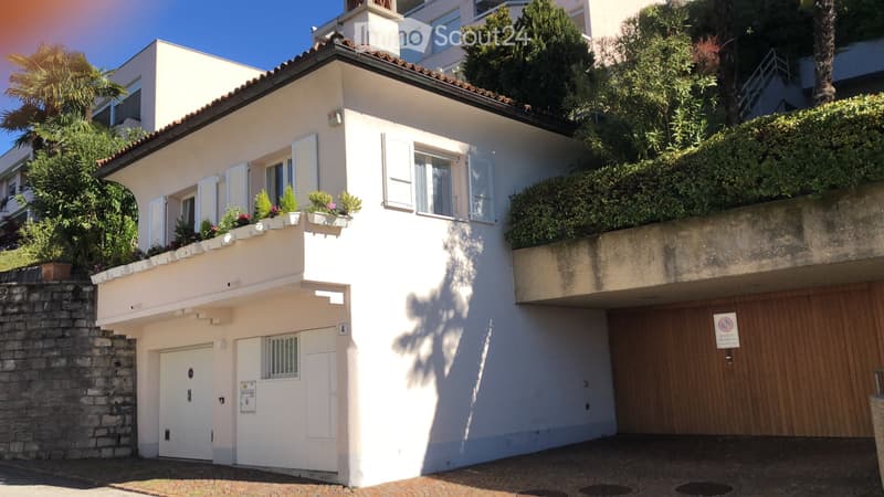 2.5 LOCALI IN CASETTA CON GARAGE  CASTAGNOLA (5)