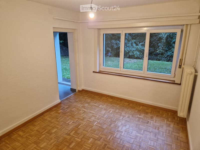 Zentrale und ruhige 2.5-Zimmer-Wohnung (2)