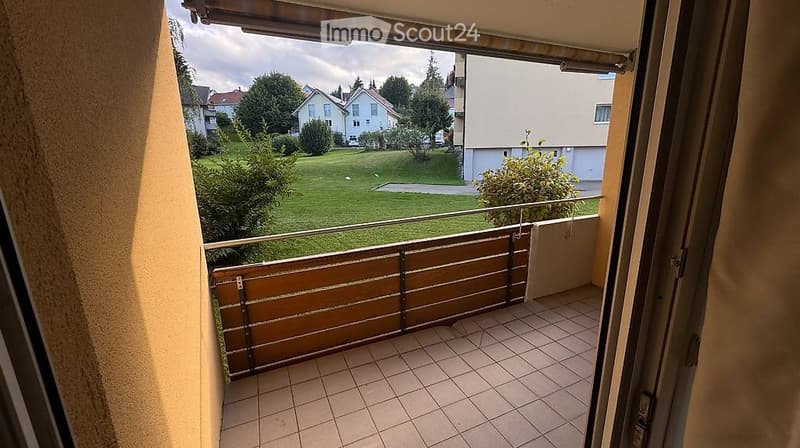 Nachmieter gesucht: 2.5 Zimmer Wohnung inkl. Garagenbox (3)