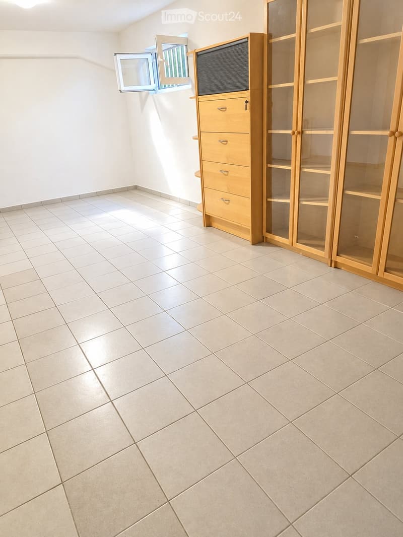 privato affitta laboratorio, magazzino/show room (2)