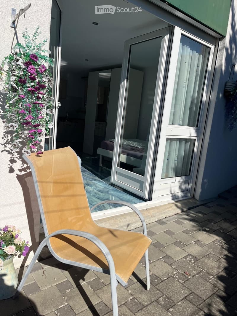 1.5 Zimmer-Studio in Lengnau CHF 800. inkl. NK (5)