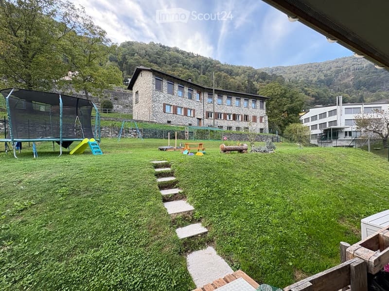 Casa 5,5 locali con ampio giardino privato (2)