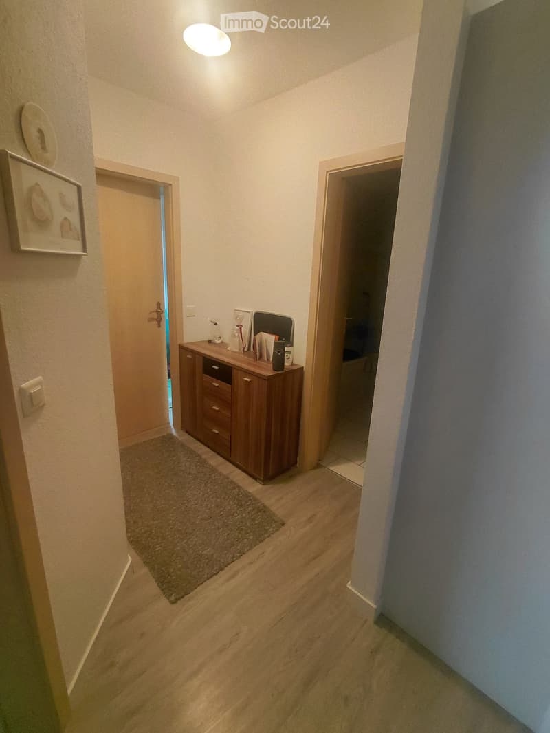 Schöne 3-Zimmerwohnung im Erdgeschoss mit Balkon (5)